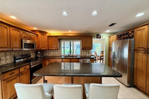 Casa en alquiler en Cooper City, Florida, 4 dormitorios, 224.17 m2 № 2009560 - foto 2