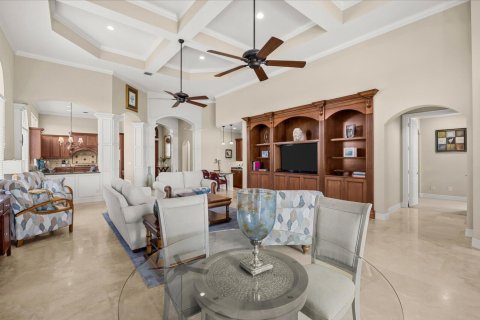 House in Port St. Lucie, Florida 3 bedrooms, 264.96 sq.m. № 2175396 - photo 8