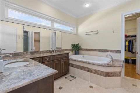 Купить виллу или дом в Тампа, Флорида 6 комнат, 389.17м2, № 2144178 - фото 17