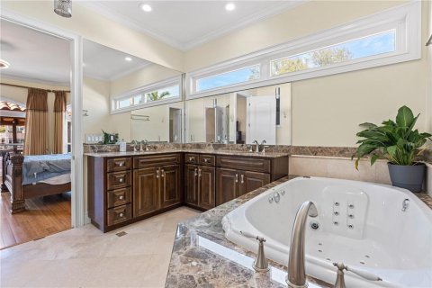 Купить виллу или дом в Тампа, Флорида 6 комнат, 389.17м2, № 2144178 - фото 18