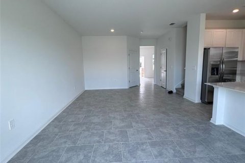 Touwnhouse à vendre à Davenport, Floride: 3 chambres, 170.38 m2 № 2284888 - photo 7