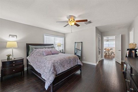House in Tampa, Florida 3 bedrooms, 138.05 sq.m. № 1666199 - photo 14