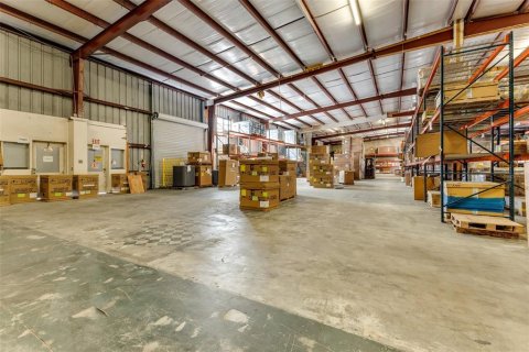 Immobilier commercial à vendre à Port Charlotte, Floride: 89.19 m2 № 2202377 - photo 10