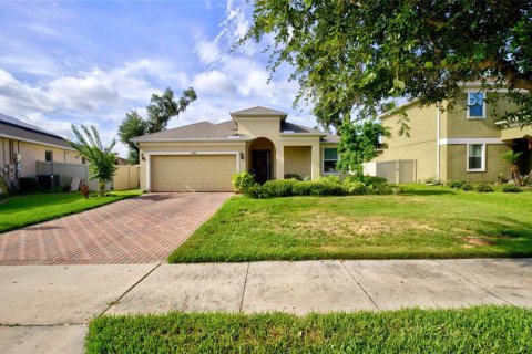 House in Kissimmee, Florida 3 bedrooms, 186.36 sq.m. № 2238548 - photo 4