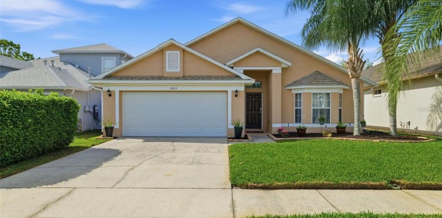 Villa ou maison à Odessa, Floride 4 chambres, 193.05 m2 № 2233467