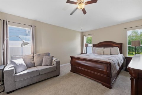 Villa ou maison à vendre à Odessa, Floride: 4 chambres, 193.05 m2 № 2233467 - photo 16