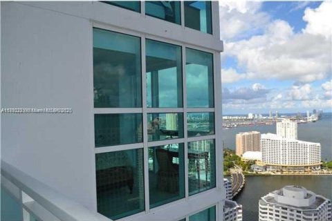 Condo in Miami, Florida, 2 bedrooms  № 1944219 - photo 8