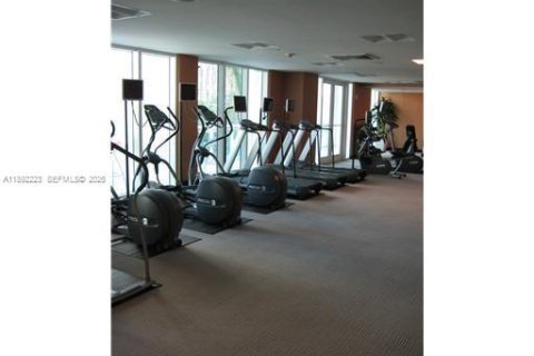 Condominio en alquiler en Miami, Florida, 2 dormitorios, 119.75 m2 № 1944219 - foto 21