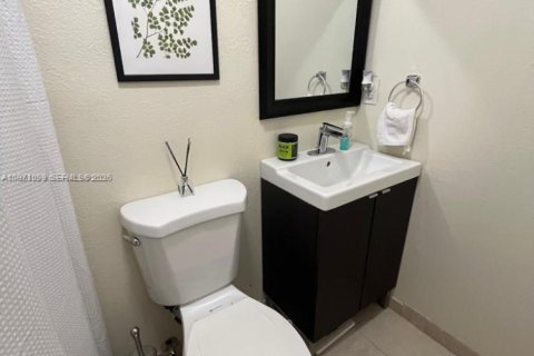 Casa en alquiler en Miami, Florida, 2 dormitorios, 204.48 m2 № 2033015 - foto 23