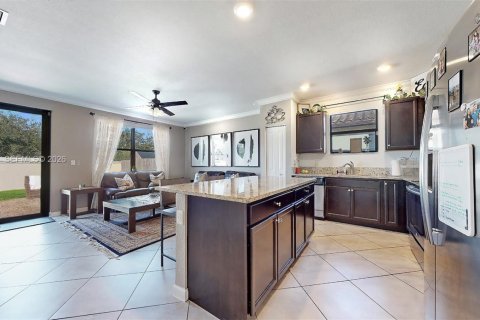 Villa ou maison à vendre à Homestead, Floride: 5 chambres, 206.99 m2 № 2043703 - photo 11