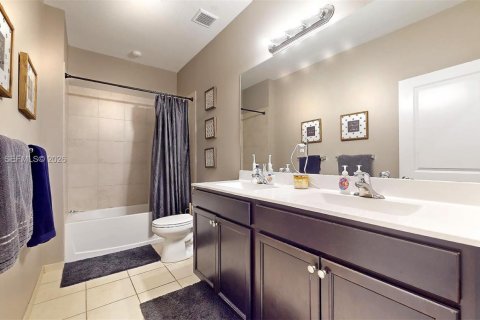 Villa ou maison à vendre à Homestead, Floride: 5 chambres, 206.99 m2 № 2043703 - photo 28