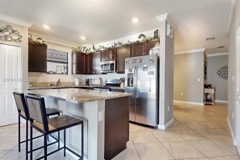 Villa ou maison à vendre à Homestead, Floride: 5 chambres, 206.99 m2 № 2043703 - photo 12