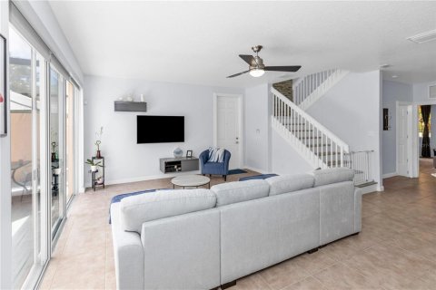 Touwnhouse à vendre à Orlando, Floride: 3 chambres, 156.08 m2 № 2099801 - photo 8