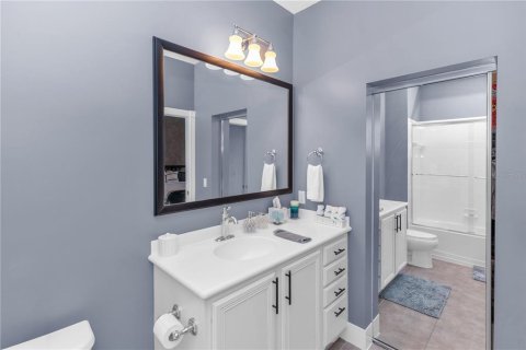Touwnhouse à vendre à Orlando, Floride: 3 chambres, 156.08 m2 № 2099801 - photo 18