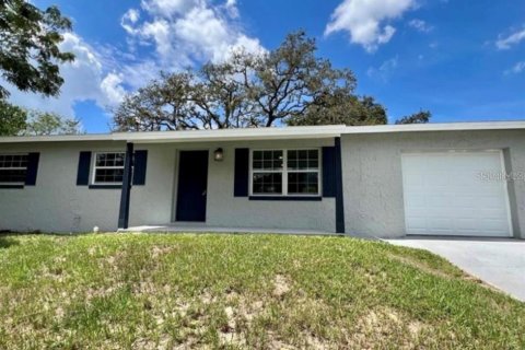 House in Orlando, Florida 3 bedrooms, 101.45 sq.m. № 1848098 - photo 1
