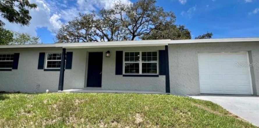 House in Orlando, Florida 3 bedrooms, 101.45 sq.m. № 1848098