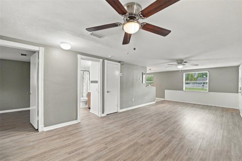 Villa ou maison à louer à Palm Harbor, Floride: 2 chambres, 99.59 m2 № 2386573 - photo 7