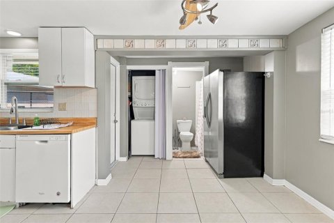 Villa ou maison à louer à Palm Harbor, Floride: 2 chambres, 99.59 m2 № 2386573 - photo 18