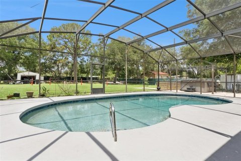 Commercial property in Kissimmee, Florida 5 bedrooms, 235.23 sq.m. № 2202462 - photo 28