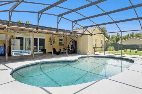 Commercial property in Kissimmee, Florida 5 bedrooms, 235.23 sq.m. № 2202462 - photo 26