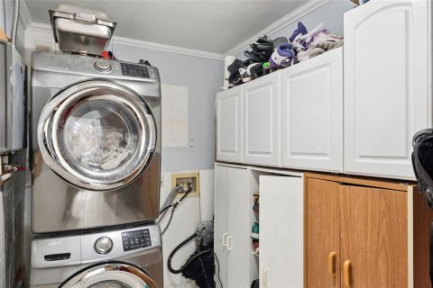 Commercial property in Kissimmee, Florida 5 bedrooms, 235.23 sq.m. № 2202462 - photo 22