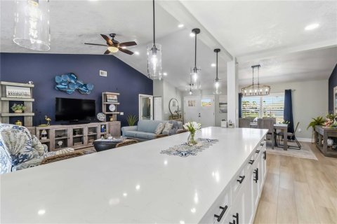 Casa en venta en Bradenton, Florida, 3 dormitorios, 190.36 m2 № 2094575 - foto 22