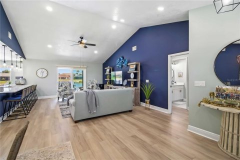 Casa en venta en Bradenton, Florida, 3 dormitorios, 190.36 m2 № 2094575 - foto 12