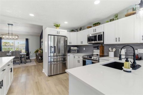 Casa en venta en Bradenton, Florida, 3 dormitorios, 190.36 m2 № 2094575 - foto 21