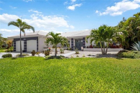 Casa en venta en Bradenton, Florida, 3 dormitorios, 190.36 m2 № 2094575 - foto 4