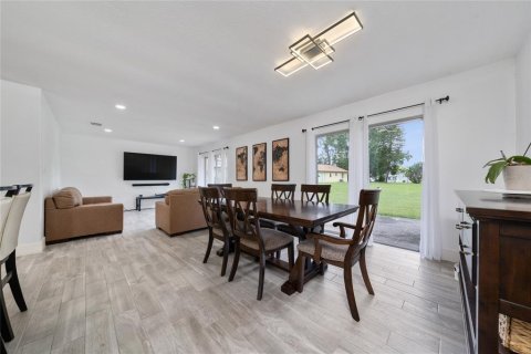 Casa en venta en Orlando, Florida, 3 dormitorios, 146.41 m2 № 1919416 - foto 12