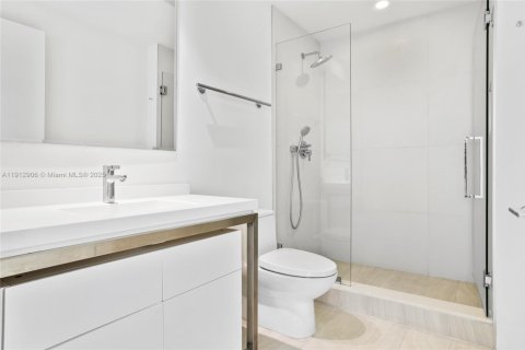 Купить кондоминиум в Санрайз, Флорида 2 спальни, 90.77м2, № 2013680 - фото 18