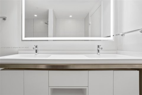 Купить кондоминиум в Санрайз, Флорида 2 спальни, 90.77м2, № 2013680 - фото 14