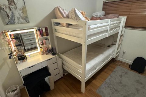 Снять в аренду таунхаус в Майами, Флорида 3 спальни, 138.52м2, № 1987890 - фото 21