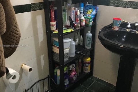 Купить кондоминиум в Майами, Флорида 2 спальни, 67.82м2, № 2015874 - фото 9