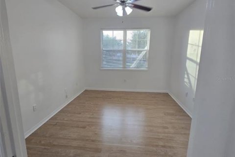 Condo in Orlando, Florida, 3 bedrooms  № 2209572 - photo 18
