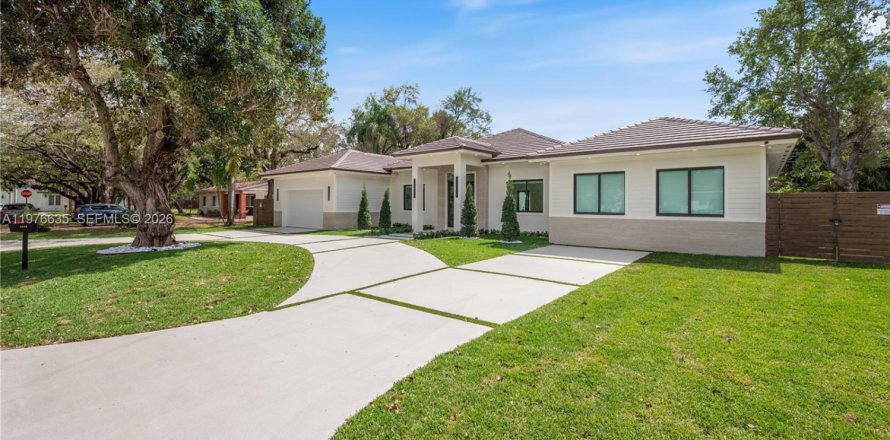 Villa ou maison à Miami, Floride 4 chambres, 333.52 m2 № 2044669