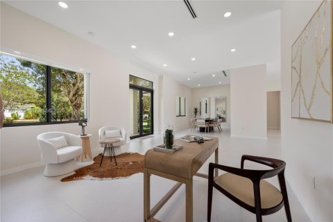 Villa ou maison à vendre à Miami, Floride: 4 chambres, 333.52 m2 № 2044669 - photo 6