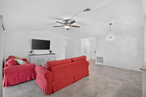 Villa ou maison à vendre à Sarasota, Floride: 3 chambres, 133.78 m2 № 2215446 - photo 15