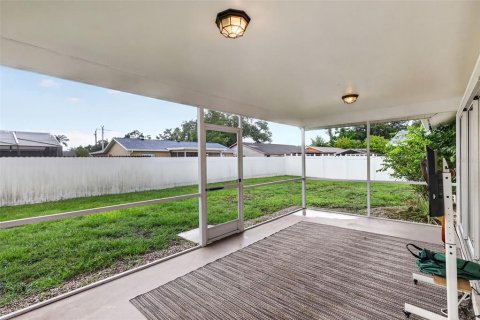 Villa ou maison à vendre à Sarasota, Floride: 3 chambres, 133.78 m2 № 2215446 - photo 25