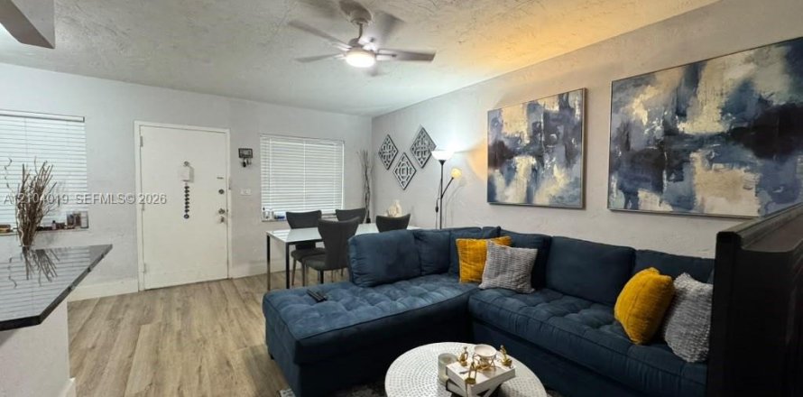 Appartement à North Miami, Floride 1 chambre, 53.14 m2 № 2412927