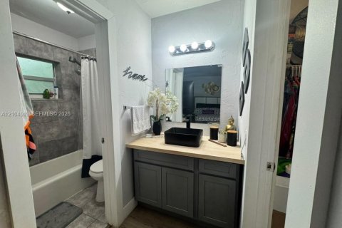 Appartement à louer à North Miami, Floride: 1 chambre, 53.14 m2 № 2412927 - photo 12