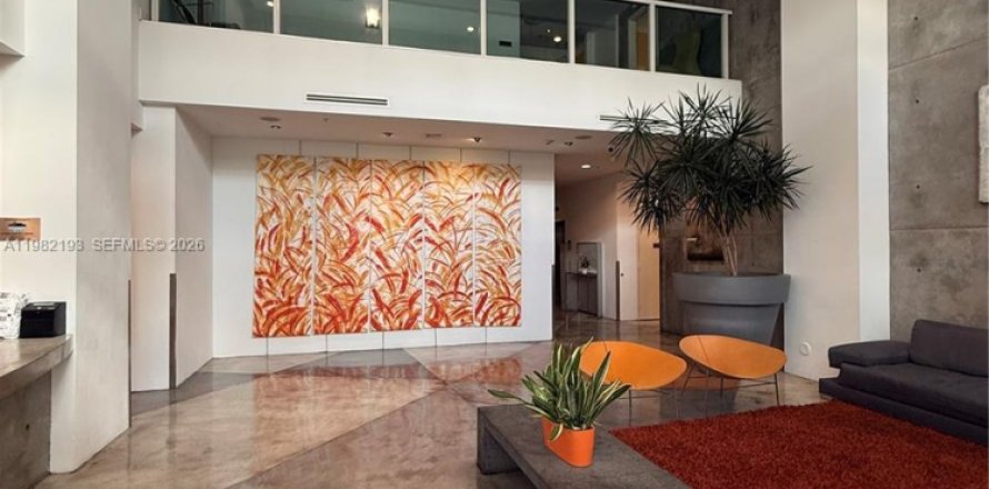 Apartment in Miami, Florida 1 bedroom, 68.56 sq.m. № 2043320