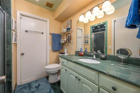 House in Winter Haven, Florida 4 bedrooms, 238.67 sq.m. № 1828646 - photo 27
