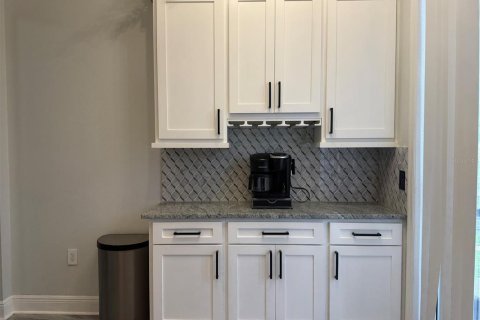 Condo in Land O' Lakes, Florida, 2 bedrooms  № 2097714 - photo 20