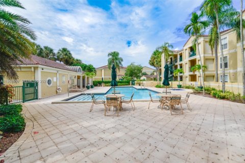 Copropriété à vendre à Coral Springs, Floride: 2 chambres, 92.9 m2 № 2010918 - photo 13