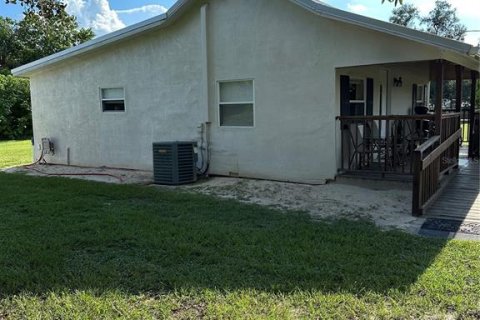House in Mulberry, Florida 2 bedrooms, 57.97 sq.m. № 1886885 - photo 15