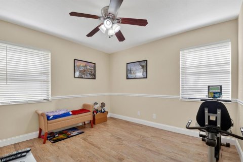 Condo in Lake Worth, Florida, 2 bedrooms  № 2081764 - photo 10