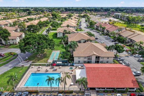 Condo in Lake Worth, Florida, 2 bedrooms  № 2081764 - photo 14