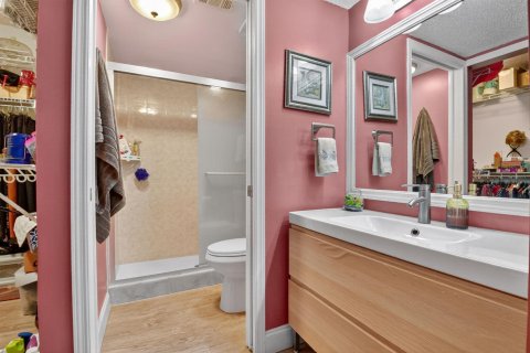 Condo in Lake Worth, Florida, 2 bedrooms  № 2081764 - photo 7
