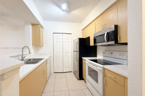 Copropriété à louer à North Lauderdale, Floride: 2 chambres, 96.15 m2 № 1987379 - photo 7